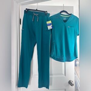 Landau Hunter Green Scrub Set size small